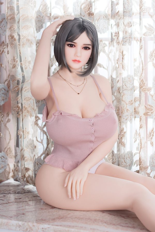 Mit Humor Und Hüftschwung Die Puppe Die Kein Blatt Vor Den Mund Nimmt