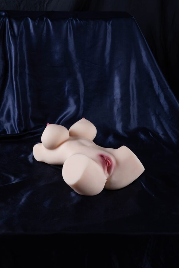 Für Fans von Detailtreue: Liebevoll gestalteter love doll torso 47cm wartet. – Bild 4